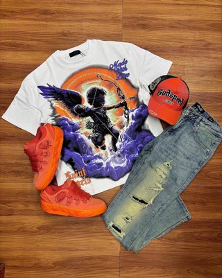Conjunto Camiseta, Gorra y Zapatillas