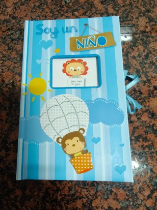 Libro de recuerdos y álbum, Soy un niño!