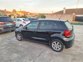 Volkswagen Polo Negro