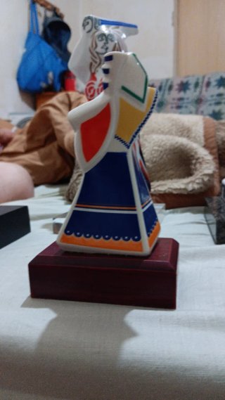 Figura de cerámica Sargadelos