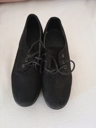 Zapatos Negros de terciopelo con Cordones