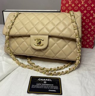 Borsa Chanel trapuntata beige