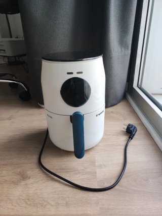Freidora de aire Taurus (No funciona)