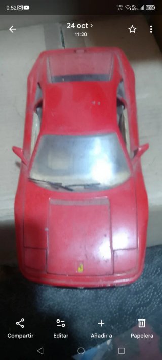 Coche de colección Ferrari rojo