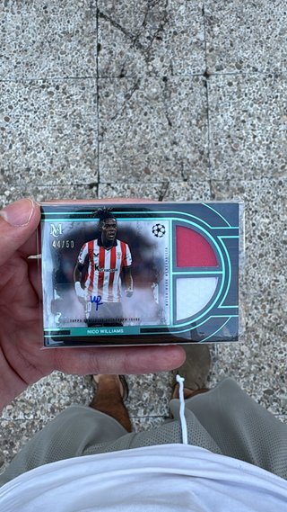 Carta Topps Nico Williams Autografiada 44/50