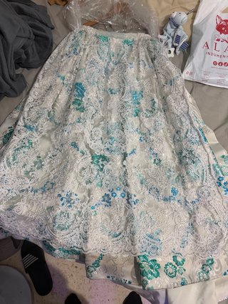 Conjunto Fallera: Falda, Corpiño y Manteleta