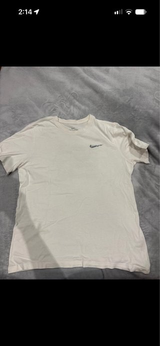 Camiseta Nike Londres Blanca PRECIO NEGOCIABLE