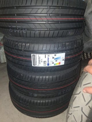 4 Neumáticos Bridgestone Turanza 215/60 R16
