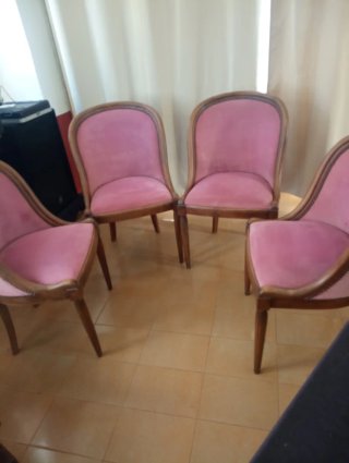 Se vende Juego de 4 sillas estilo francés muy ele