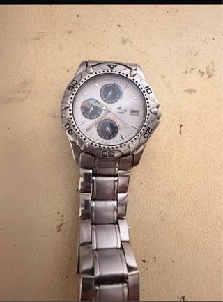 Reloj Lotus Plateado