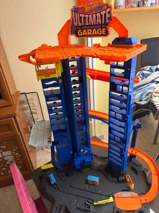 Hot Wheels Ultimate Garage