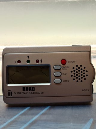 Afinador de guitarra Korg GA-30