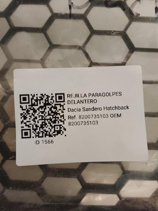Rejilla paragolpes dacia 8200735103 sandero 1566