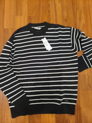 Jersey Calvin Klein nuevo Talla L