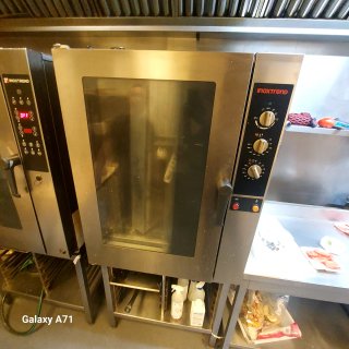 Horno Industrial Inoxtrend(Averiado)