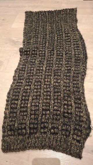 Cuello Bufanda de Punto. 94cm largo x 33cm ancho