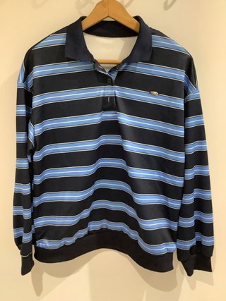 Camiseta de rayas con cuello