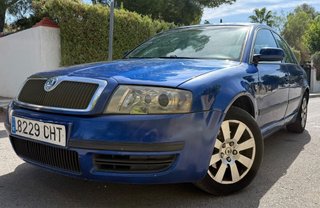 Skoda Superb 2003