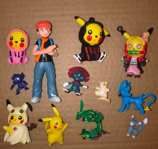 Lote de 11 Figuras Pokémon
