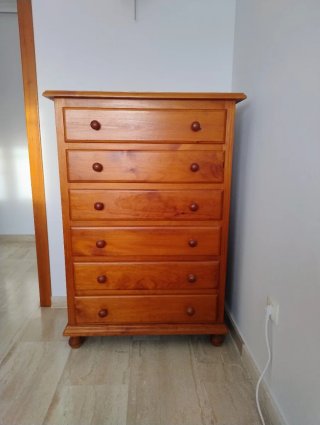 Cómoda de Madera Maciza