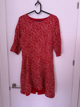 Vestido corto rojo estampado