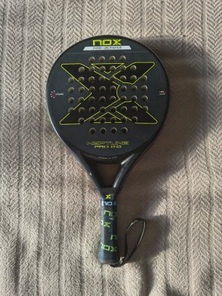 Pala de pádel Nox Neptune Pro 2.0