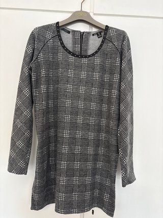 Vestido de cuadros gris y negro super amoroso