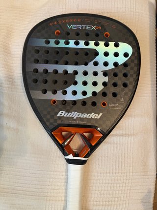 Pala de Pádel Bullpadel Vertex 04 2025