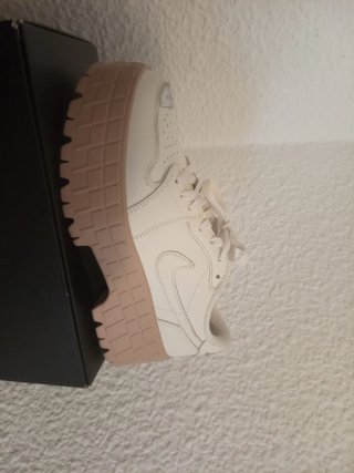 Zapatillas Nike Jordan con Plataforma