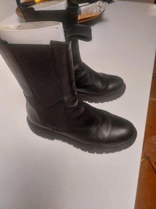 Botines Negros de Piel Estilo Ugly