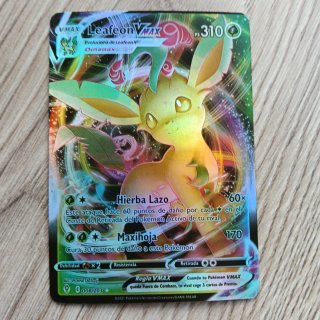 Carta Pokémon Leafeon VMAX
