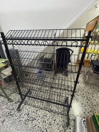 Estantería Expositora Metálica con Ruedas