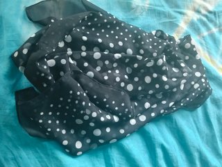 Pañuelo de cuello con lunares