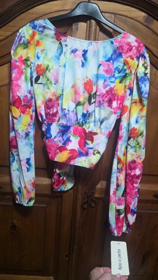 Blusa de raso estampada