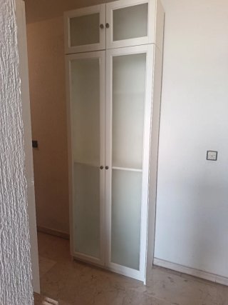Estantería Billy IKEA Blanca con Puertas
