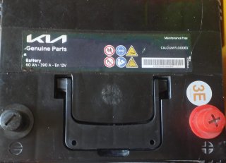 Batería Kia Genuine Parts 60Ah 390A