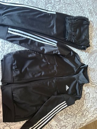 Chándal Adidas Negro Talla 13-14 años