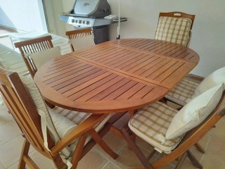 Conjunto de mesa y sillas de teca para jardín