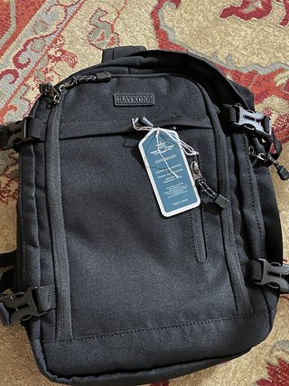 Mochila cabina Raykong negra, nueva con etiqueta