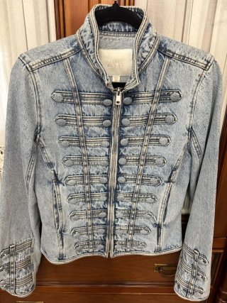 Chaqueta Vaquera Estilo Militar Zara