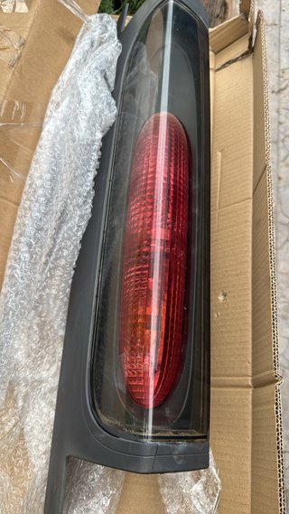 Piloto trasero opel vivaro