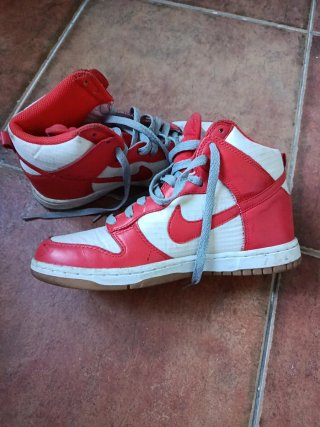 Zapatillas Nike Blancas y Naranjas Talla 38