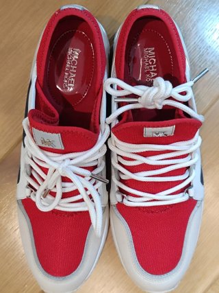 Zapatillas Michael Kors Rojas y Blancas