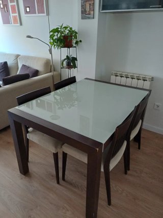 Conjunto Mesa de Comedor y mesa de centro de Mader