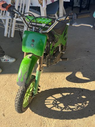 Moto infantil verde