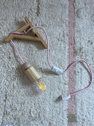 Aplique de Pared Escuadra Madera Liderlamp