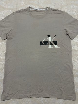 Camiseta Calvin Klein