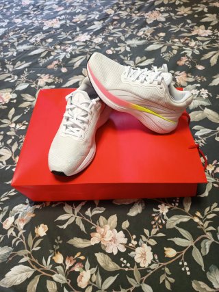 Zapatillas deportivas Puma blancas