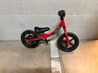 Bicicleta sin pedales Sawyer roja