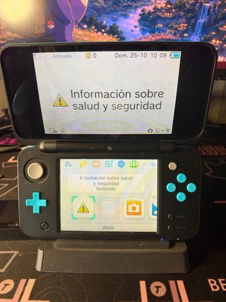Nintendo New 2DS XL Negra y Azul